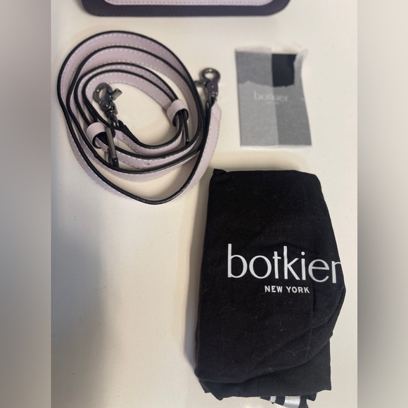 New Botkier Cobble Hill Woman's Leather Belt Bag, Purple Combo Adjustable Strap - Picture 8 of 10